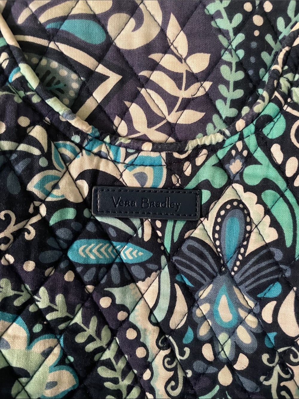 Vera Bradley Floral Quilted Shoulder Bags (4) - Picture 9 of 9